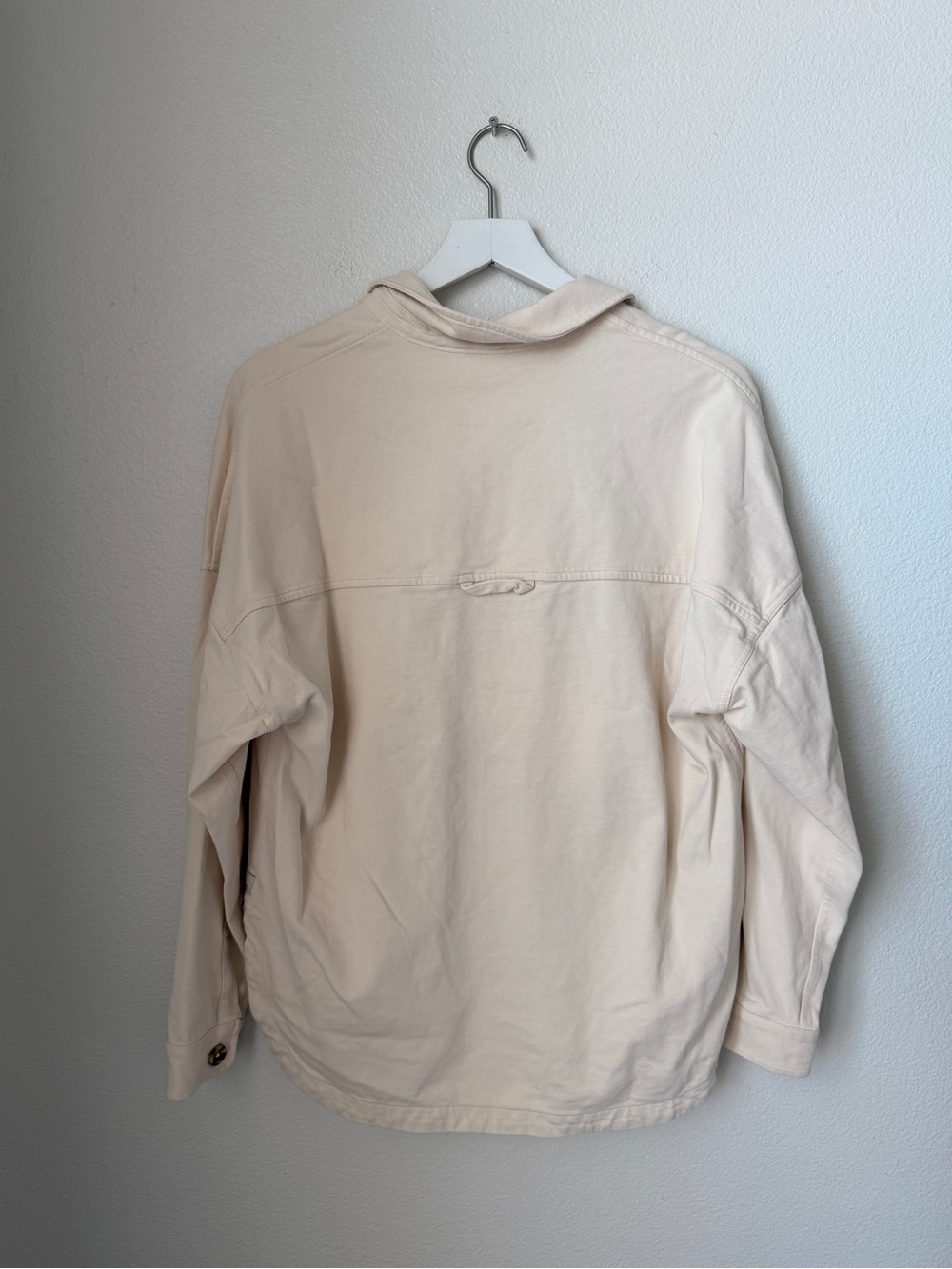 Vuori Beige Overshirt Jacket - Casual Button-Up - Picture 3 of 3